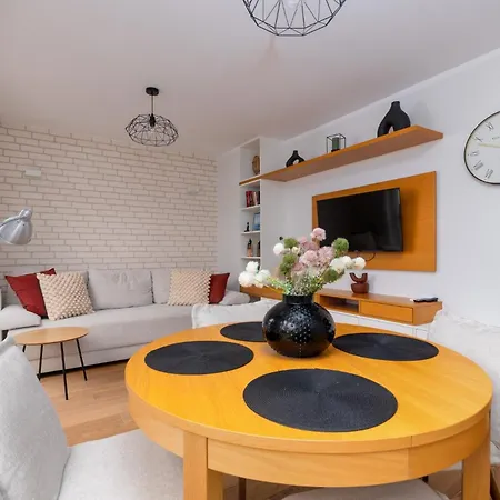 Jaracza Deluxe Apartment