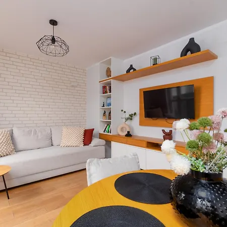 Apartment Jaracza Deluxe *