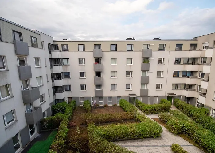 Апартаменти Jaracza Deluxe *